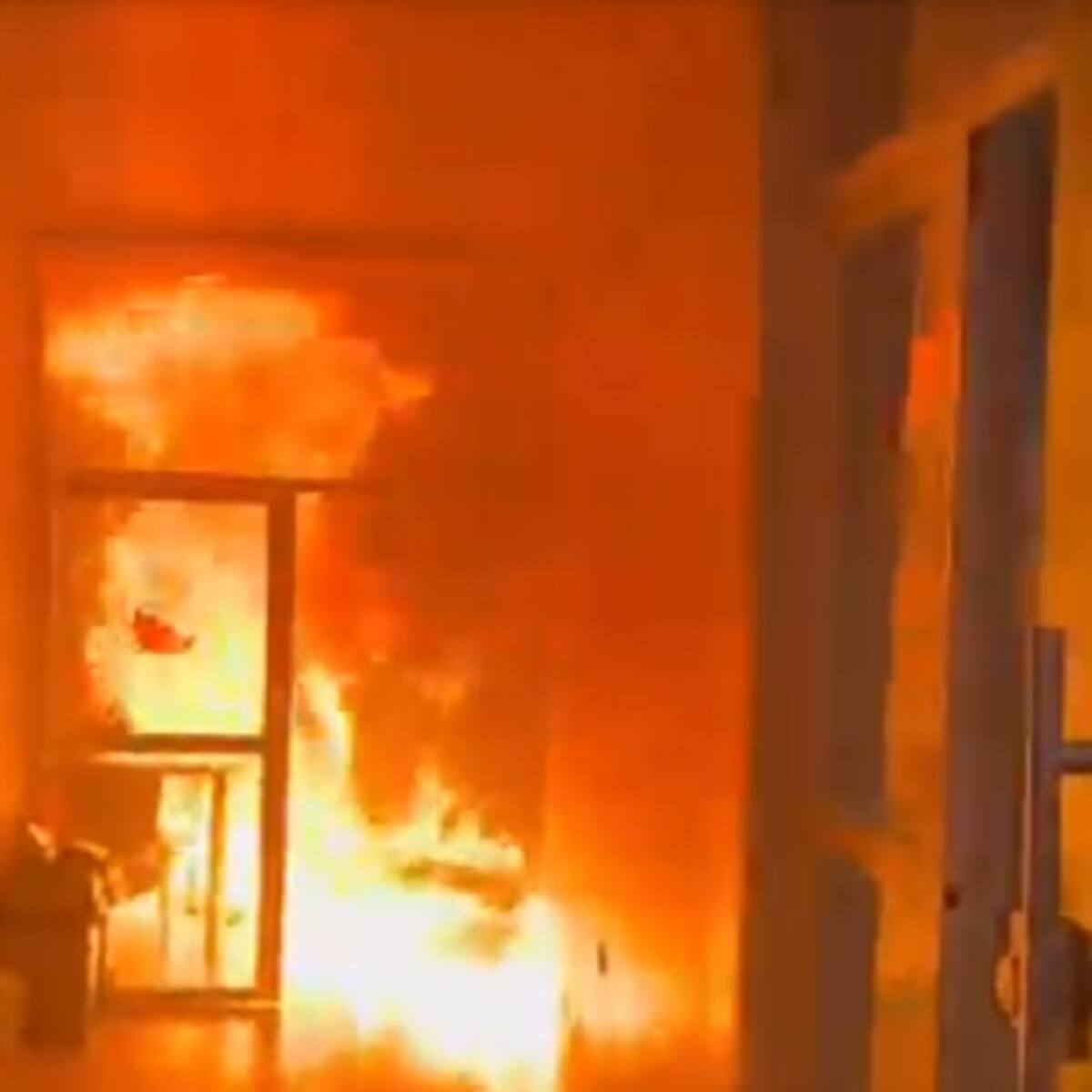 Queman biblioteca en donde se adelantan los escrutinos en La Guajira