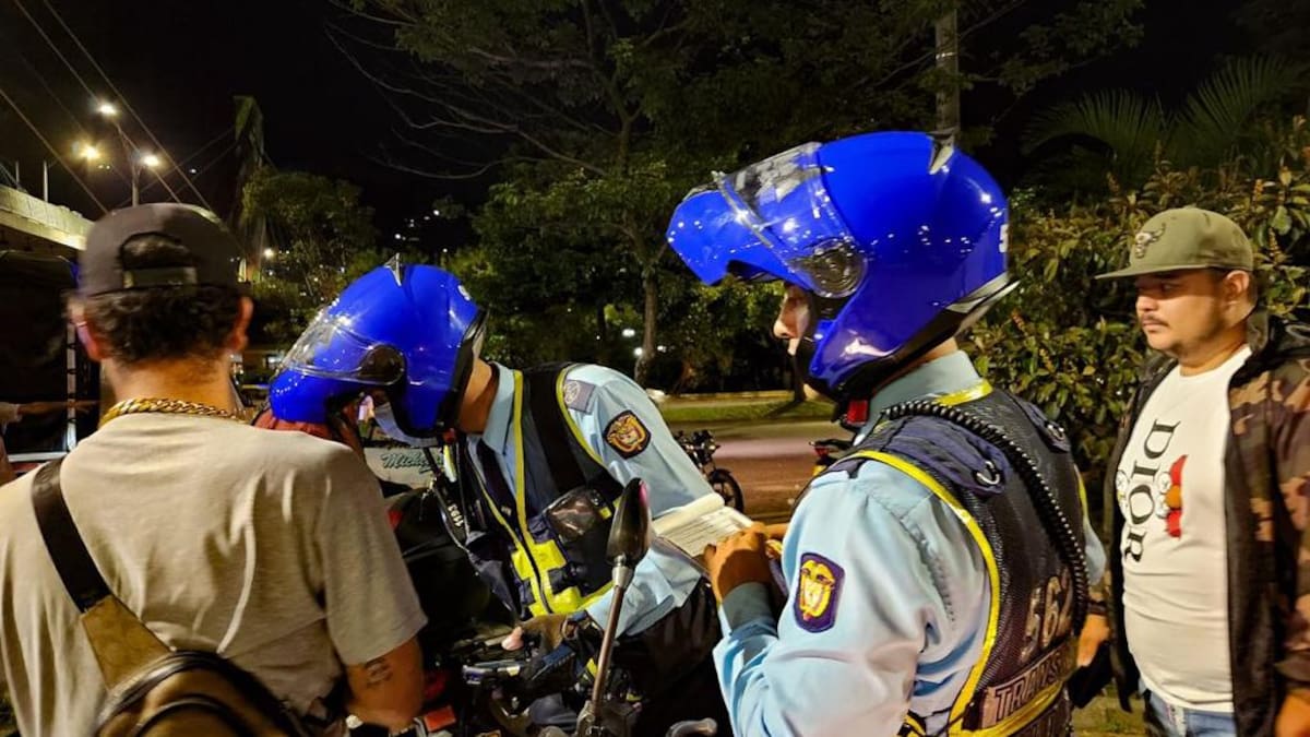 167 conductores sanciones en operativos nocturnos contra los piques en Medellín