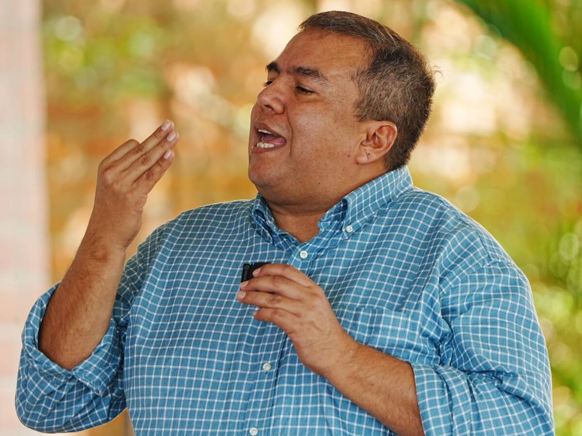 “Un presidente no puede ser delirante ni quijotesco”: representante Oscar Campo