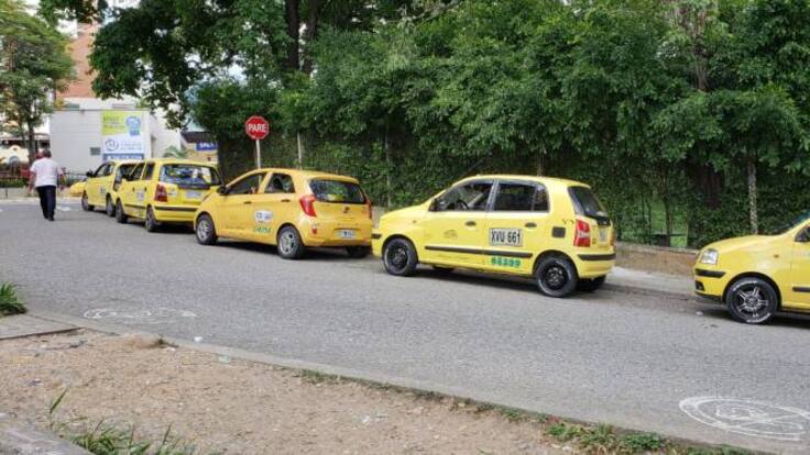 Sí habrá pico y placa para taxistas en Floridablanca este miércoles