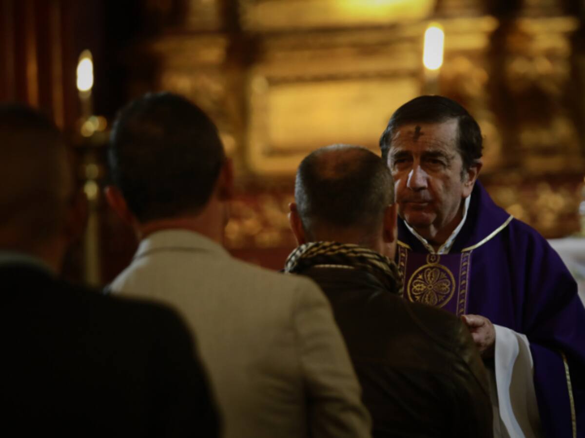 Miércoles de Ceniza 2025, ¿cuándo cae y cómo se define?: Significado de ponerse la cruz en la frente