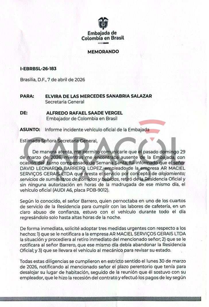 Saade reconoce que chef que chocó carro de la embajada viajó con él