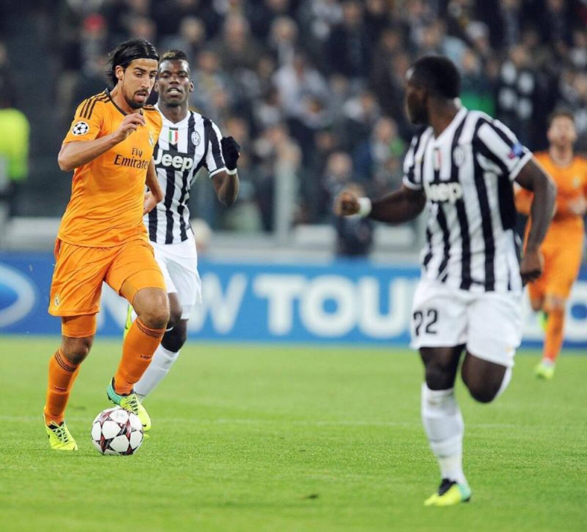 Estos fueron algunos resultados: Real Madrid empató 2-2 con Juventus, Man. City goleó 5-2 al CSKA de Moscú, B.Múnich venció 1-0 a Viktoria Plzen, Man. United igualaó a cero con Real Sociedad, PSG también empató 1-1 con Anderlecht.