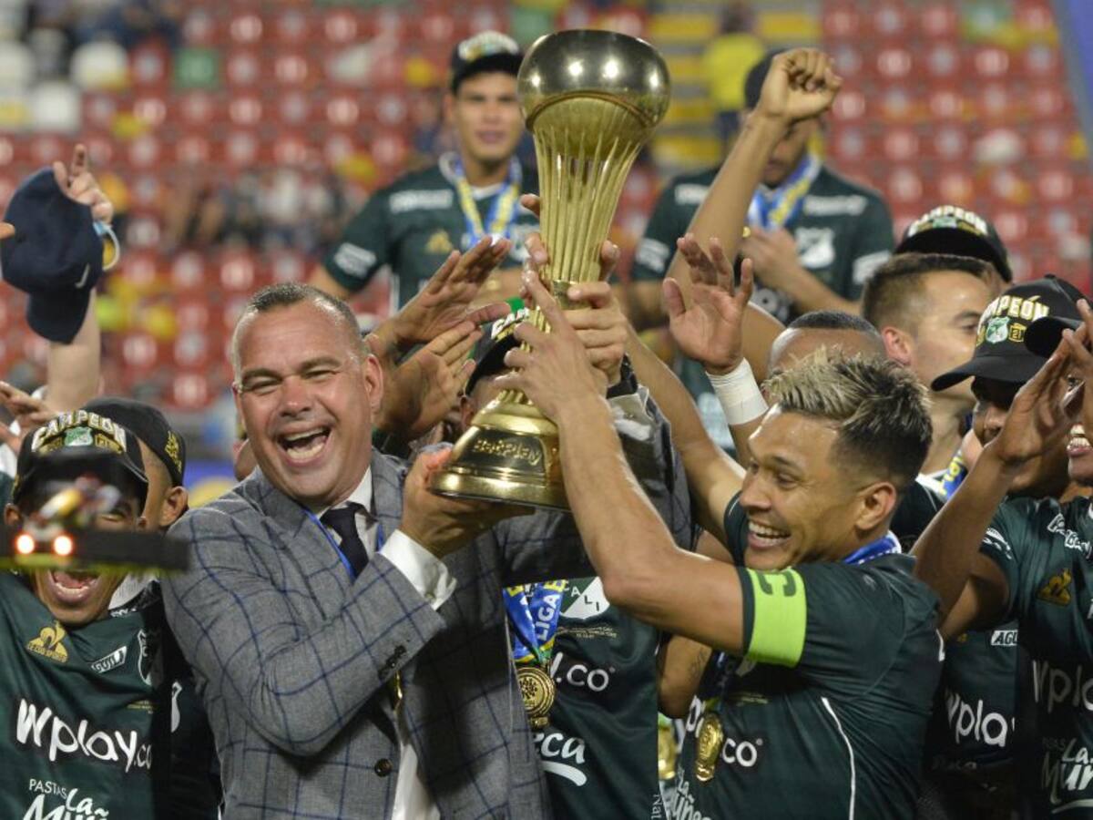 Teófilo Gutiérrez volvió a salirse con la suya, así levantó la copa