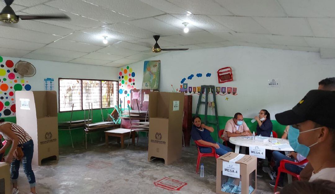 Los comicios se desarrollan con completa normalidad y sin riesgos