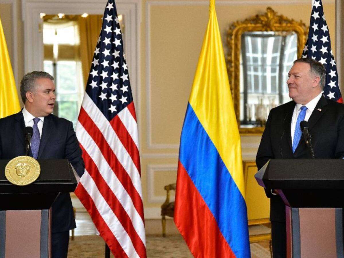 Pompeo y Duque aseguran que situación en Venezuela es "insostenible"