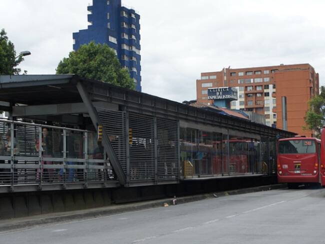 Denuncian asalto masivo en Transmilenio en el centro de Bogotá