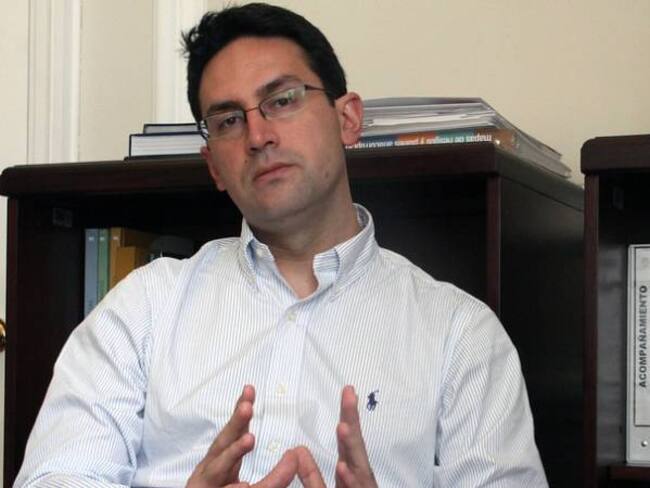 Por el caso Uribe, llaman a declarar al secretario de Transparencia de la Presidencia