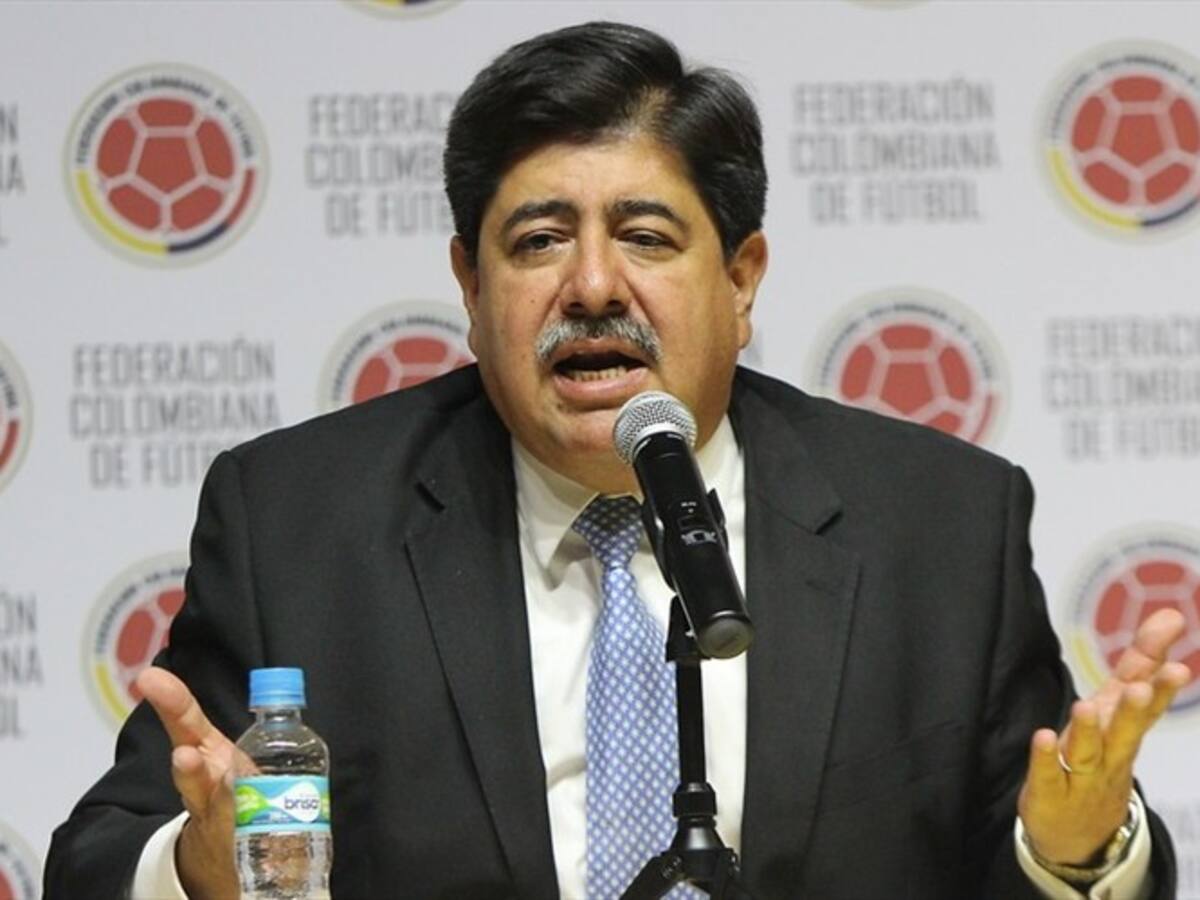 Fiscalía se reuniría con Luis Bedoya en Estados Unidos