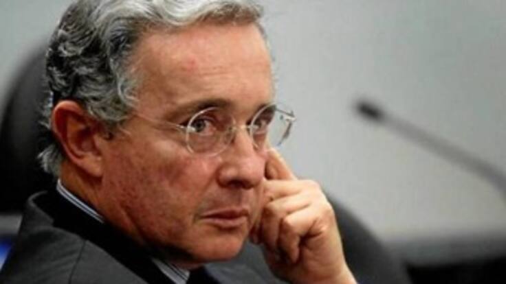 Diosdado Cabello arremete de nuevo contra el expresidente Uribe