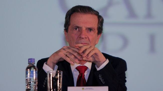 Según el proceso, Fernando Londoño, siendo ministro, intervino a favor de la firma italiana Recchi Grandi Lavori Fincosit para que el Ministerio de Transporte le pagara una multa. Foto: Colprensa