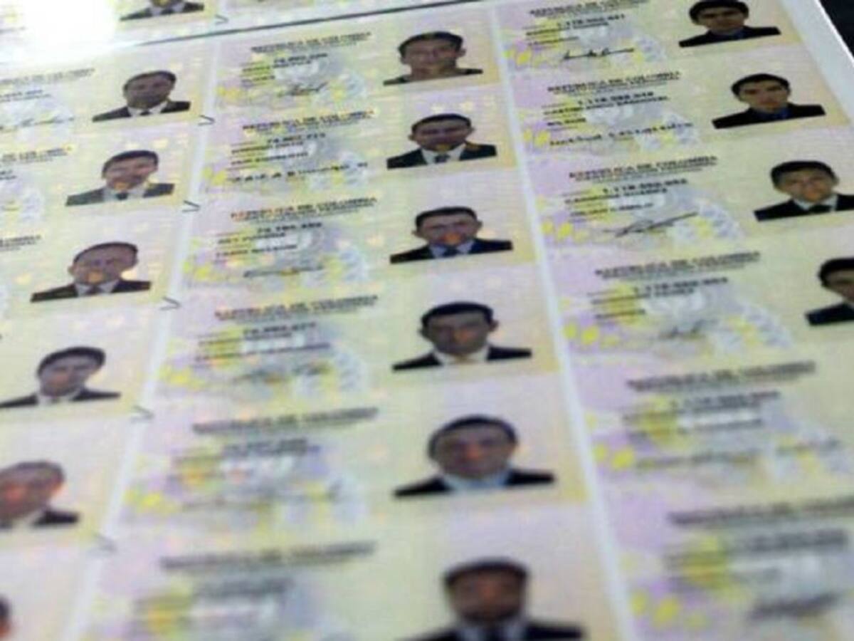 700.000 Cédulas y tarjetas de identidad, represadas en la registraduría