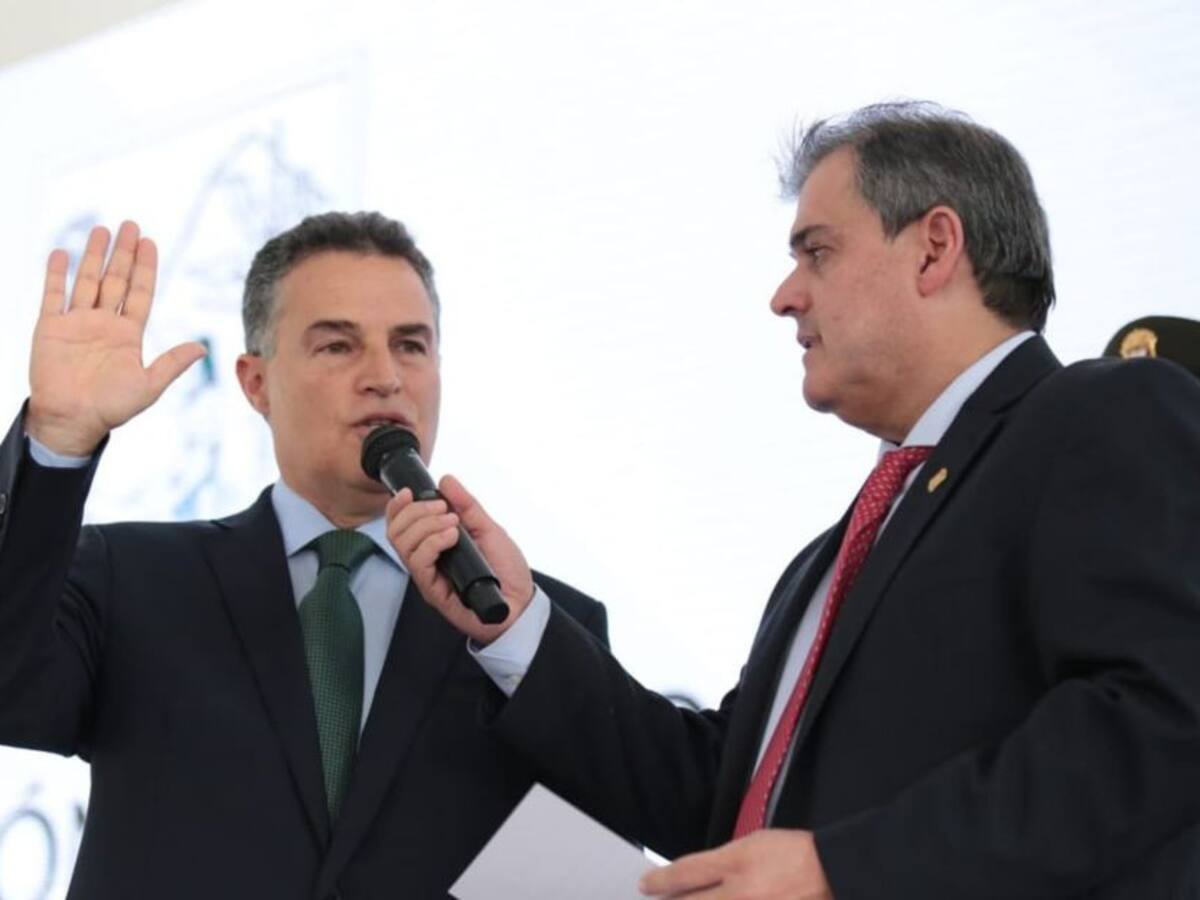 Gobernador de Antioquia promete trabajo conjunto con alcalde Quintero Calle