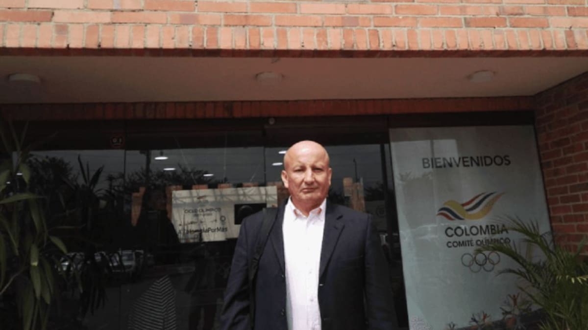 “Perdimos la medalla de Yenny porque el jurado nos metió la mano”: William Peña