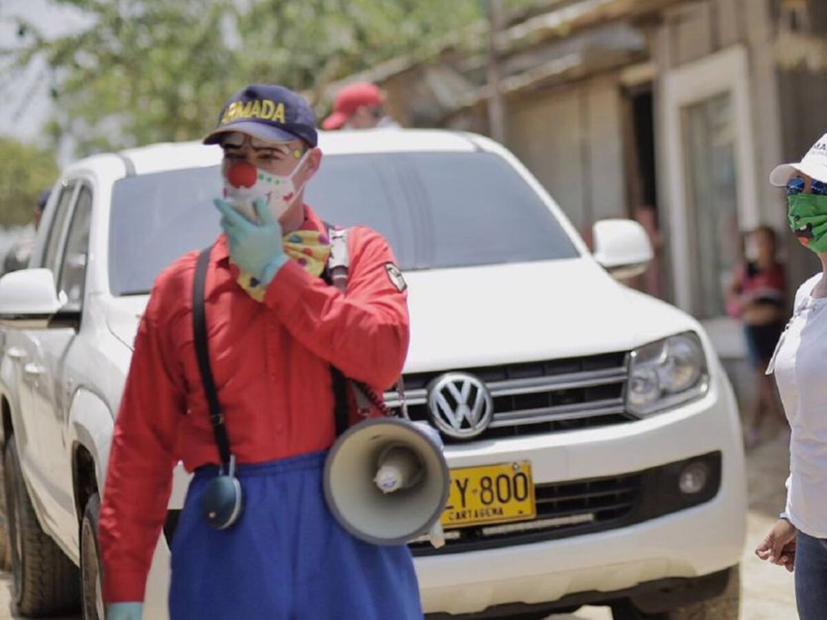 Armada apoya entrega de regalos para niños y niñas en Cartagena