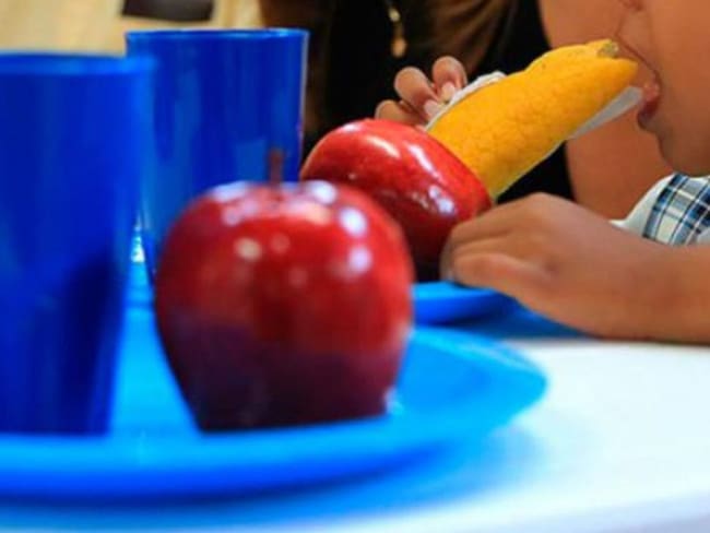 Niños y niñas de colegios públicos de Risaralda reciben alimentos del PAE