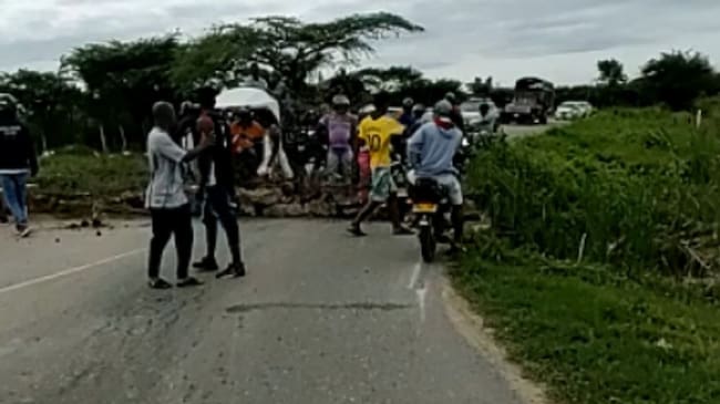 Los residentes de esta vereda de Cartagena pidieron presencia de la Alcaldía de Cartagena por el mal estado de la vía de acceso