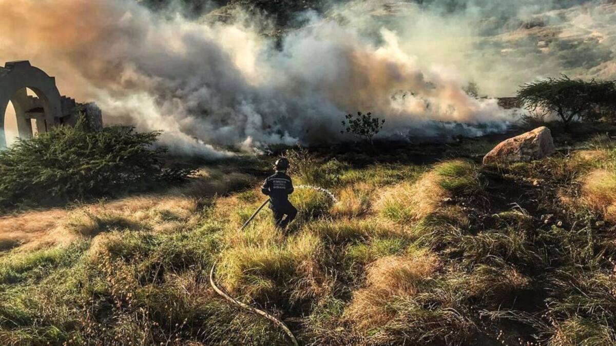 De 3 a 5 incendios diarios atienden los Bomberos en Santa Marta