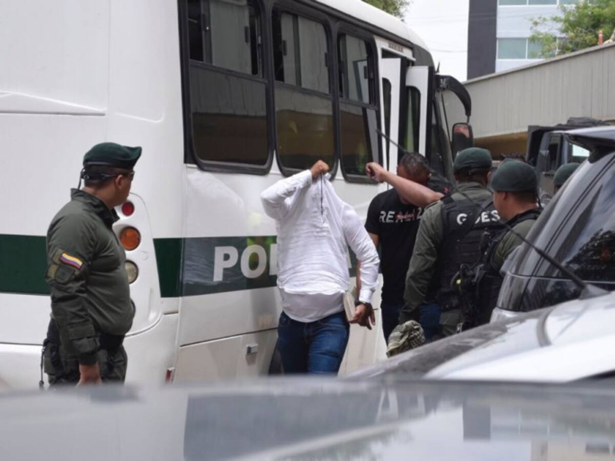 Fiscalía pidió cárcel para 14 policías señalados de desaparecer droga