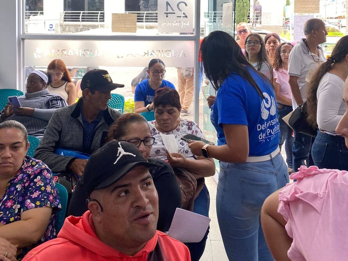 Defensoría del Pueblo en Quindío interviene por quejas en dispensarios de medicamentos