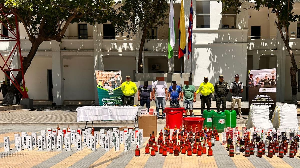 En operativo judicial capturan a 4 personas e incautan armas de fuego y mercancía
