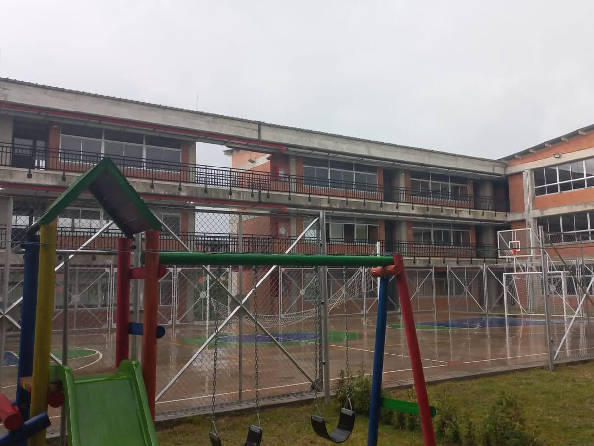 Por fin fueron entregados dos nuevos colegios en el Quindío