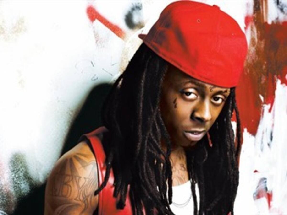 Amigo de Lil Wayne niega que el rapero esté en coma y dice que se recupera