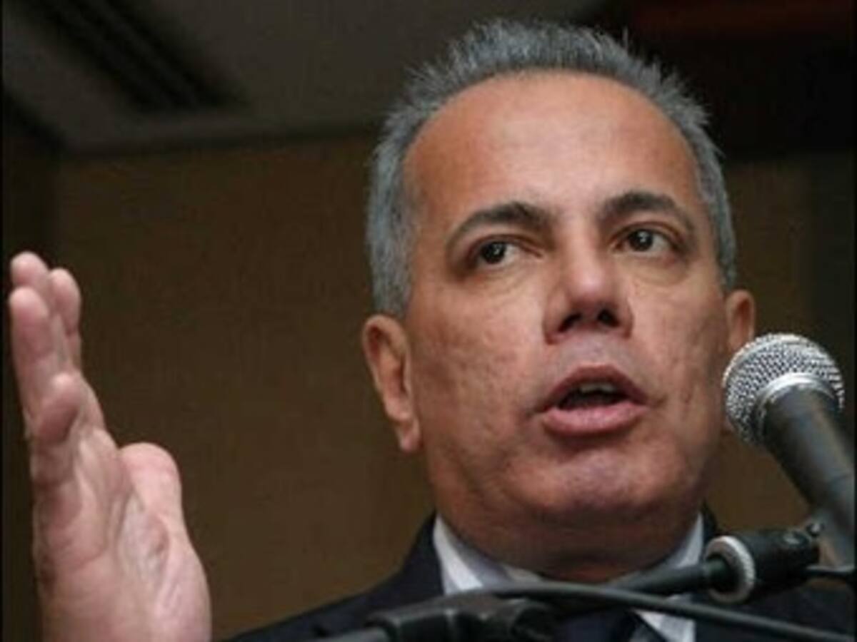 Manuel Rosales no huyó de Venezuela y es resguardado en un lugar 'seguro'