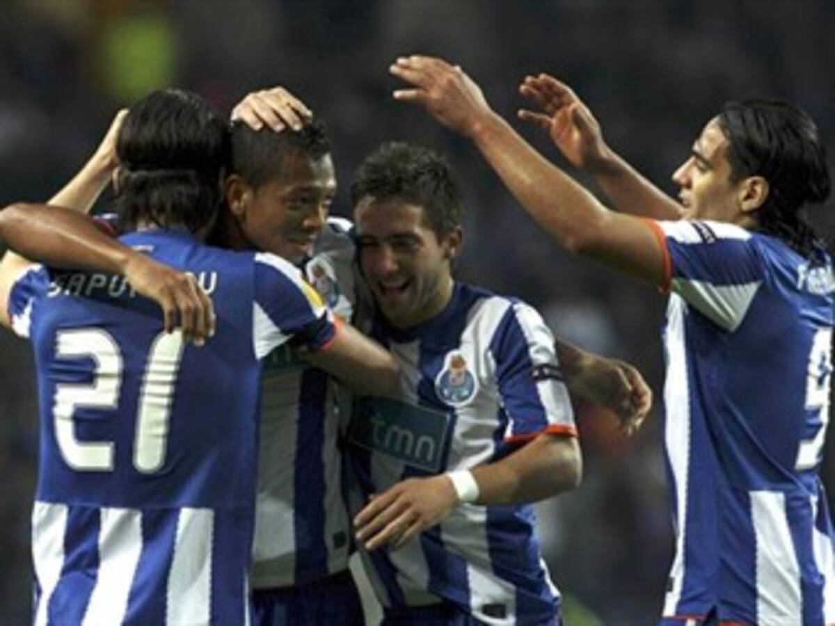 Guarín marcó gol en la clasificación del Porto a cuartos de la Liga de Europa