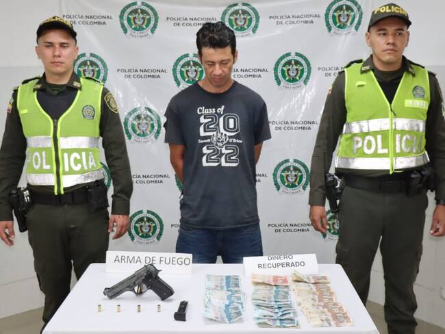 El hombre sería el responsable de varios atracos a conductores de buseta