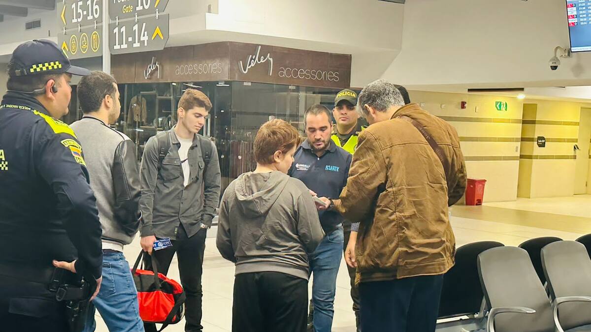 A Barranquilla llegó mujer palestina que huyó con su familia de la guerra en Gaza