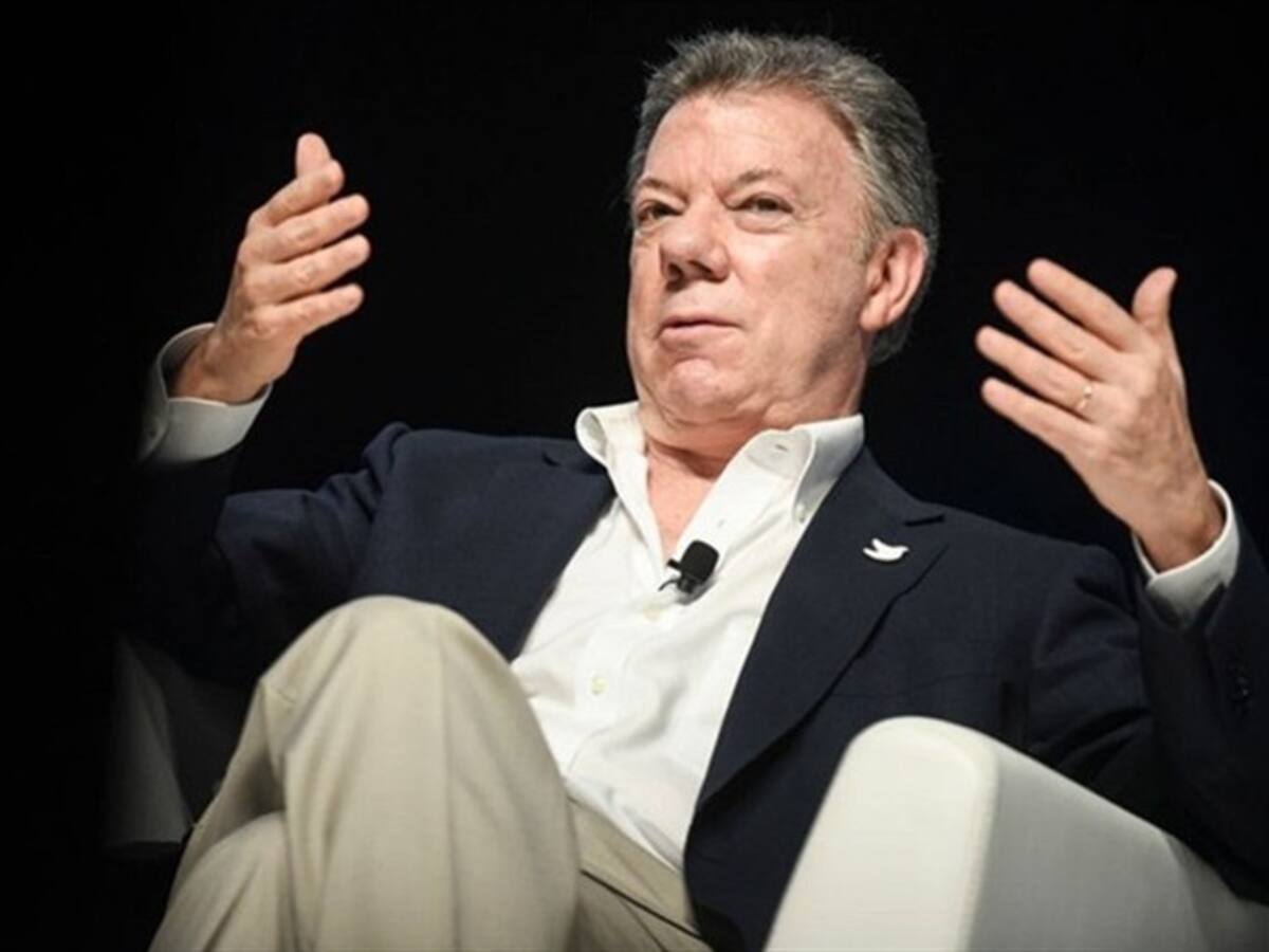 Santos rechazó enfrentamiento entre Farc y Centro Democrático