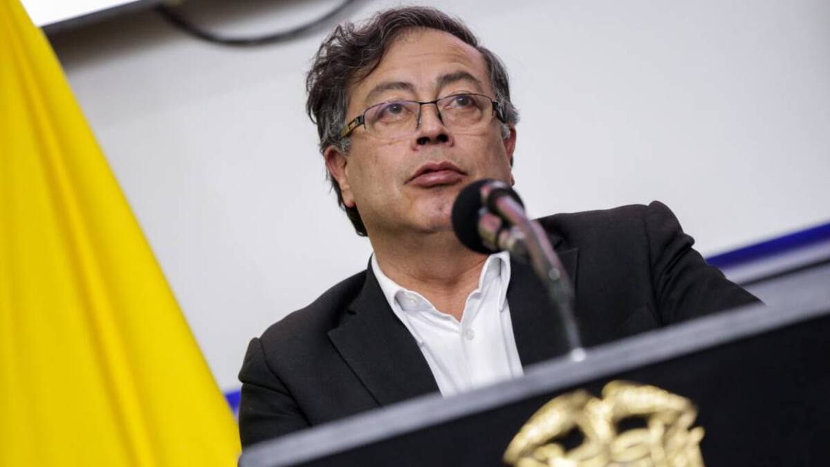 Confirman que presidente Petro tiene “bronquitis aguda no obstructiva”