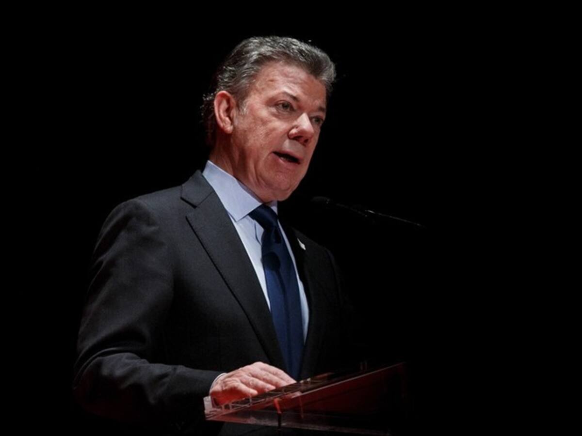 Santos calificó de “maquiavélica” la estrategia del “No” en el plebiscito