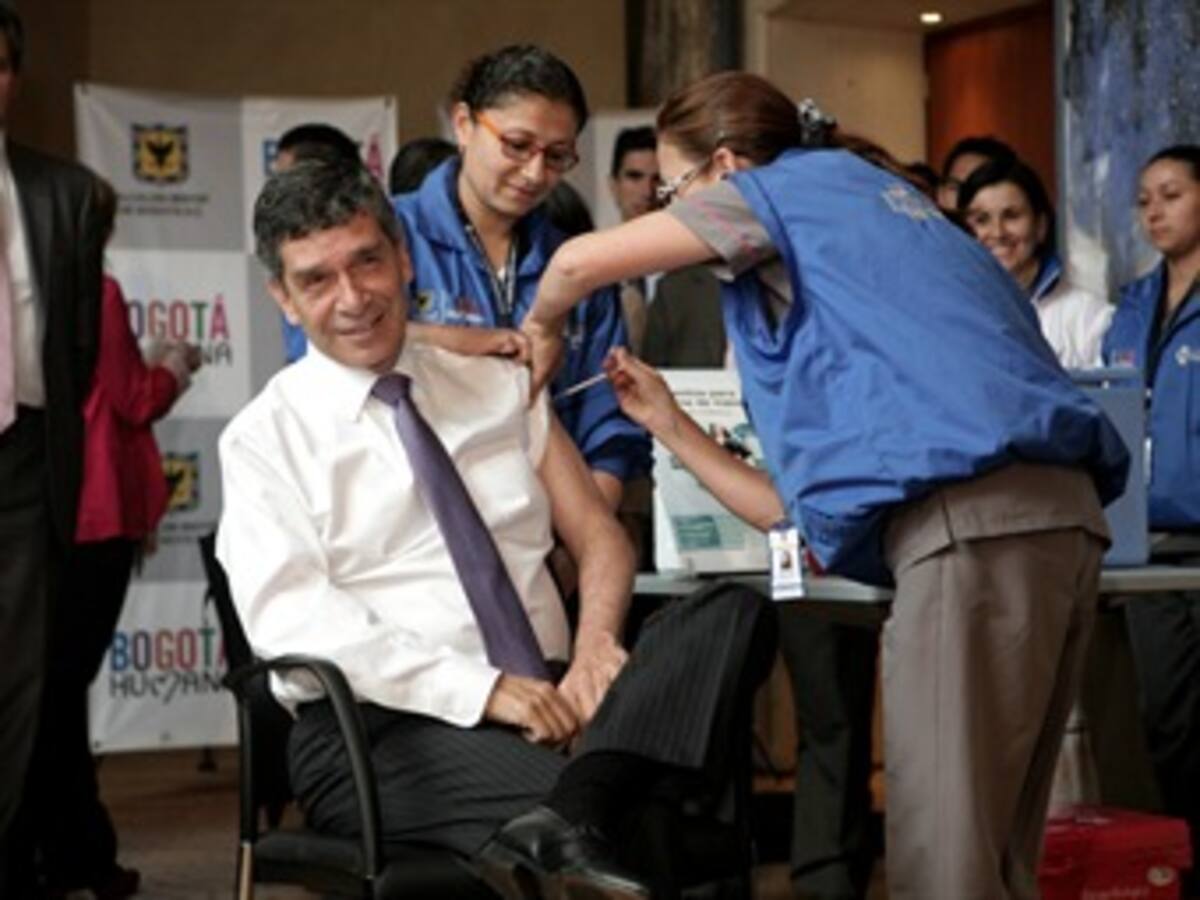 Al menos 700.000 vacunados contra la influenza: meta del Distrito este año