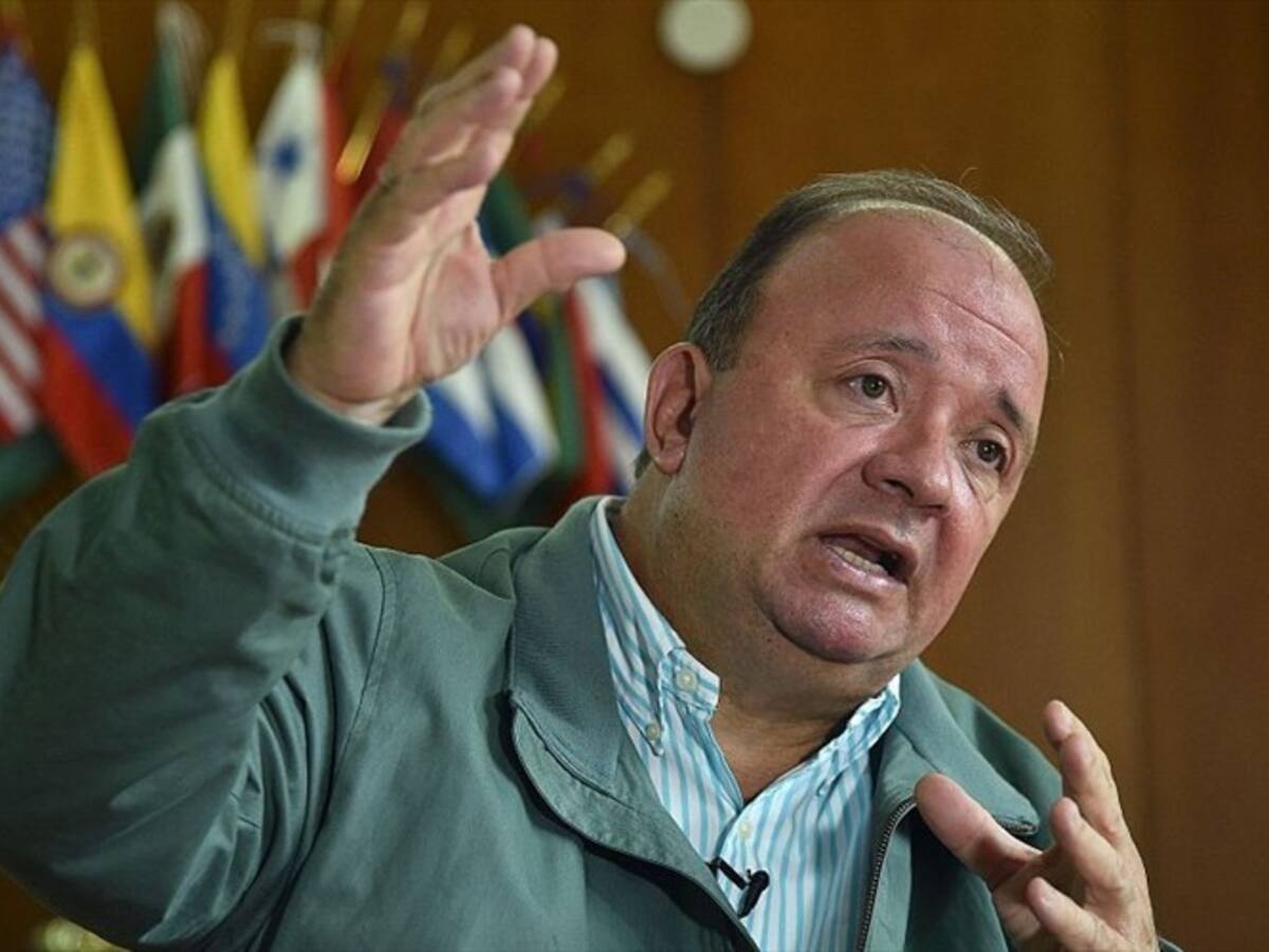 Mindefensa asegura que se tiene conexión con más de 11.000 reincorporados de Farc