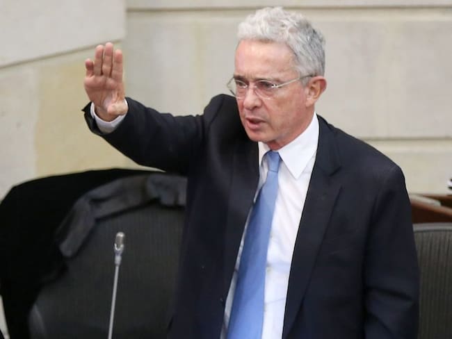 Corte rechazó investigación de U. Interparlamentaria por denuncia de Uribe