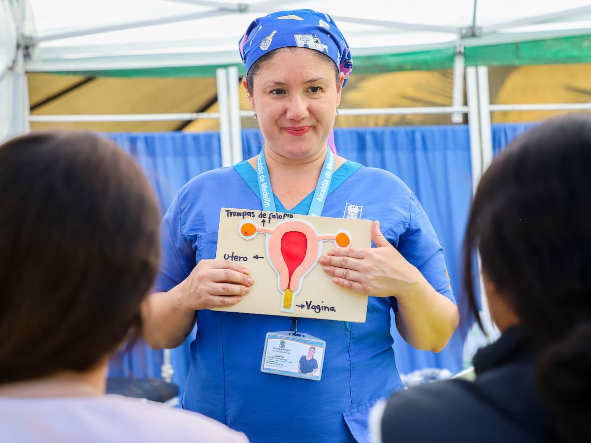 Medellín realizará jornada de vacunación contra el VPH para prevenir el cáncer de cuello uterino