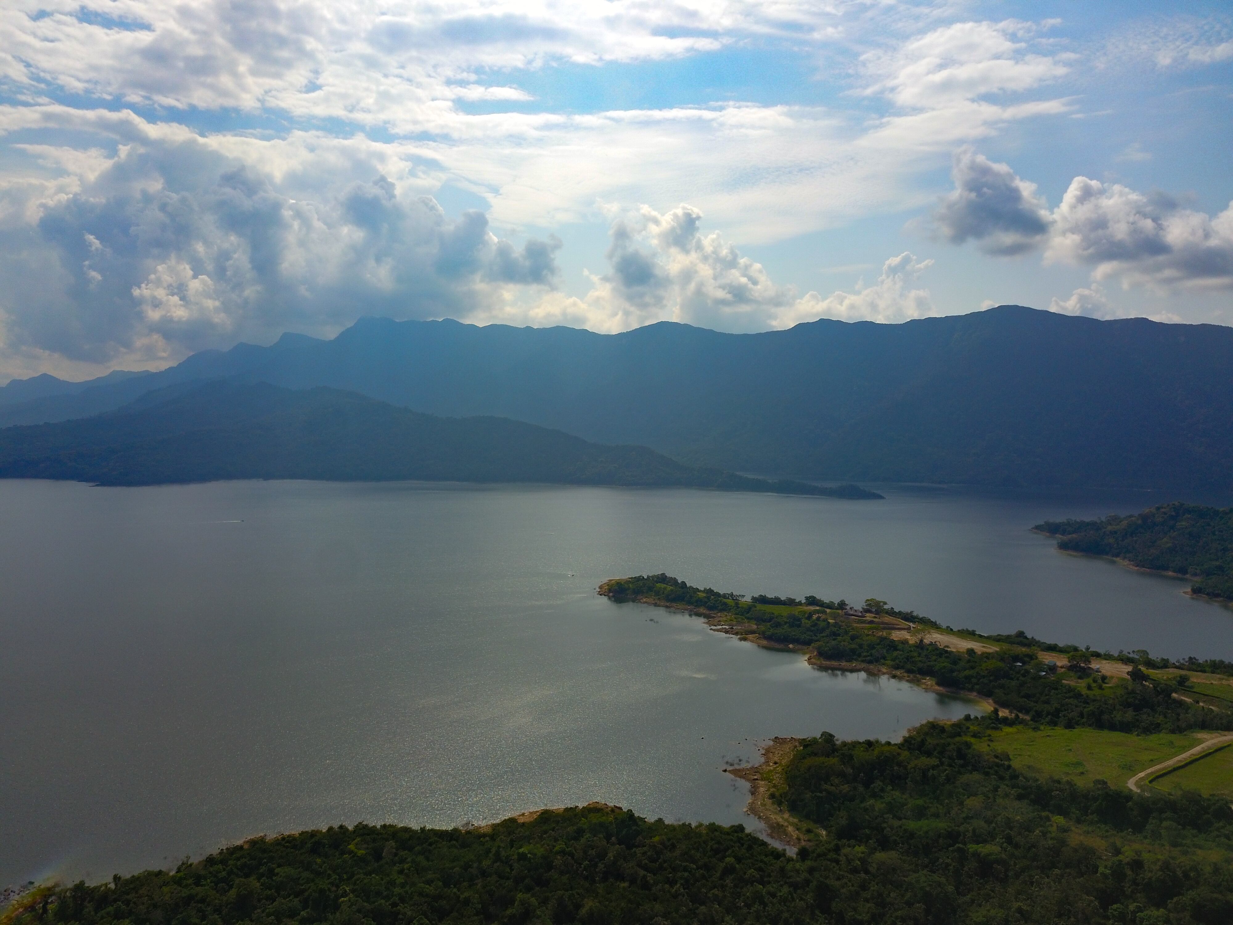 Embalse de Topocoro, Santander, que cubre energía para alimentar la central hidroeléctrica Hidrosogamoso de Isagen. Foto: