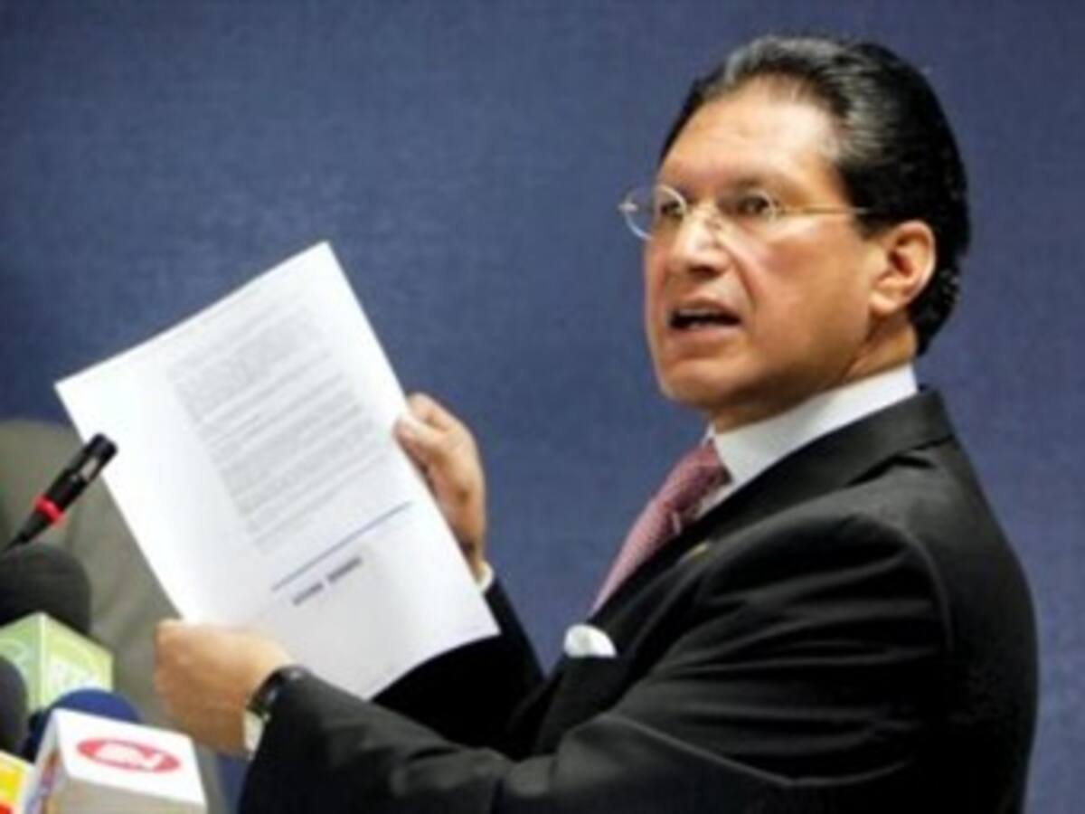 Fiscal general de Ecuador pide 'responsabilidad' de Padilla en 'masacre' de Sucumbíos