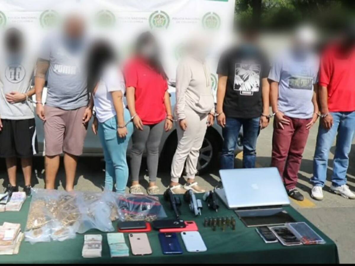 Mujeres engañaban a hombres para robarlos, hacían parte de “Los Nachos”