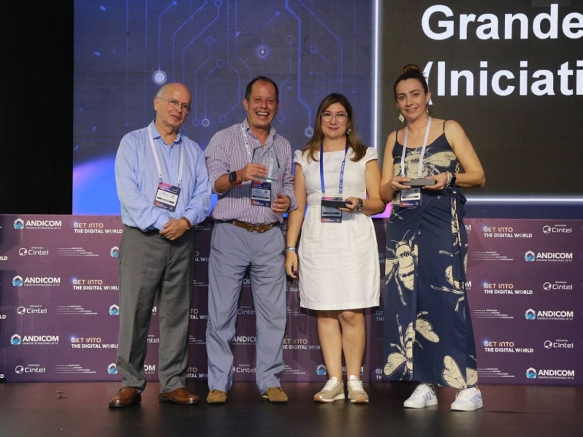 CINTEL y PwC reconocieron las mejores iniciativas digitales del país en congreso Andicom