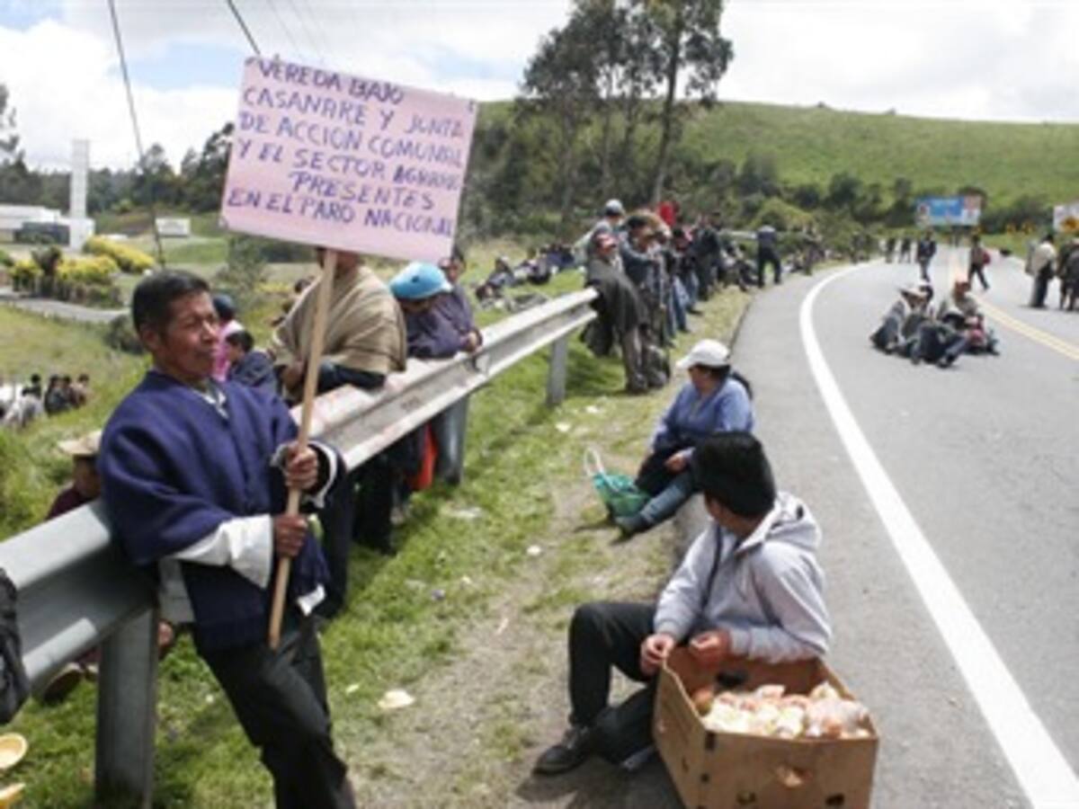 Las protestas campesinas afectan a diez departamentos y accesos a Bogotá