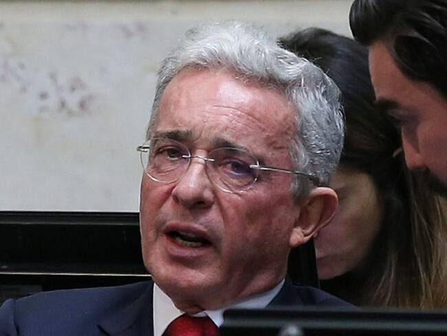 Indagan a Alvaro Uribe por presuntos perfilamientos ilegales