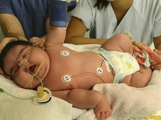 Una británica da a luz a un bebé de seis kilos en España
