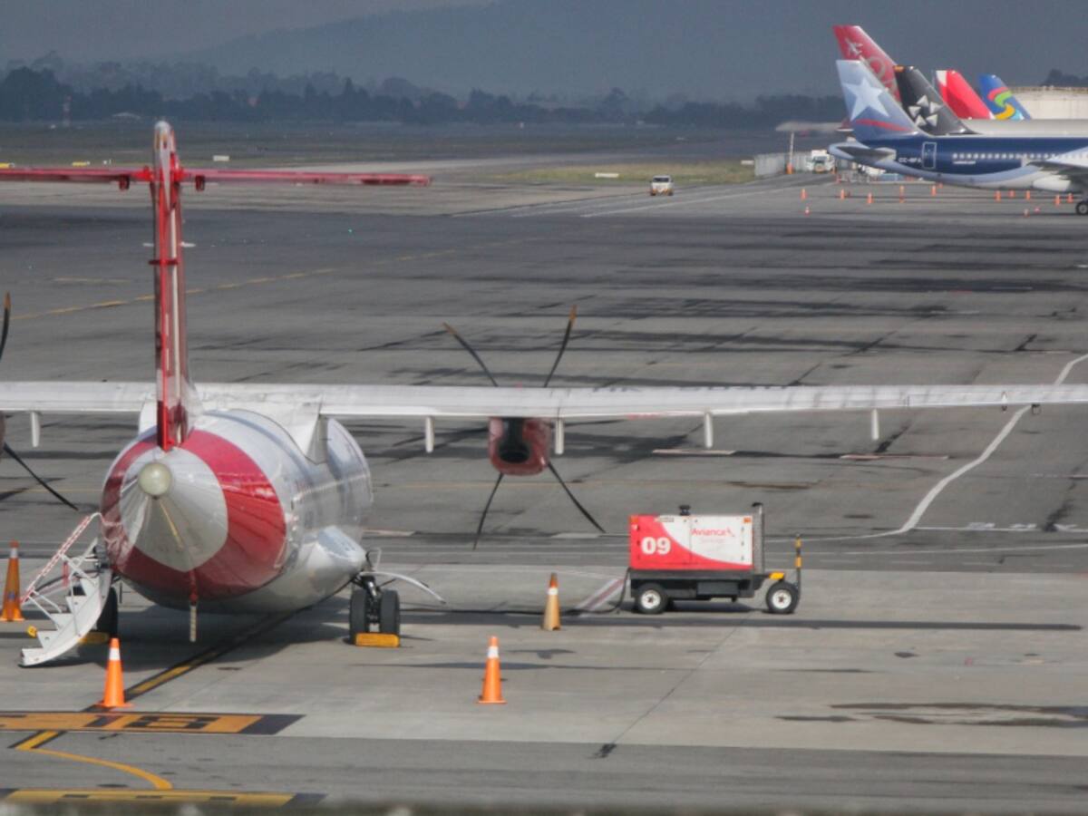 Colombianos en Ecuador pagarían vuelo chárter para regresar al país
