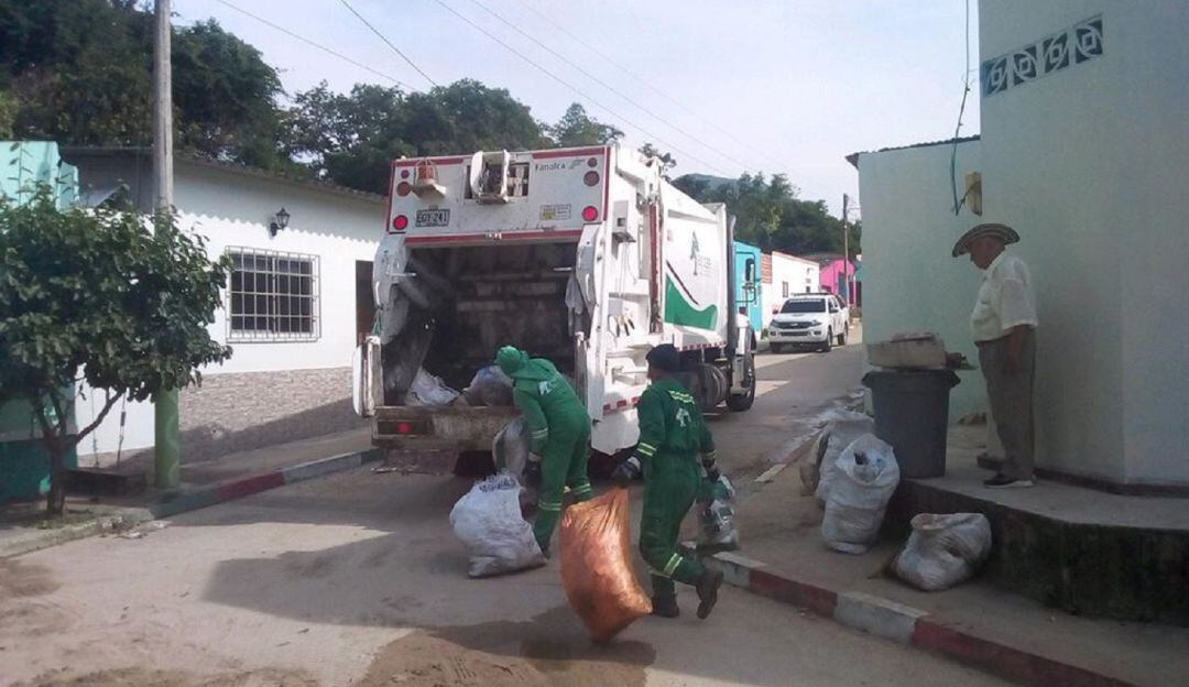 La compañía informó a la comunidad de Bolívar, Magdalena y Cesar, que trabaja para restablecer el servicio con prontitud