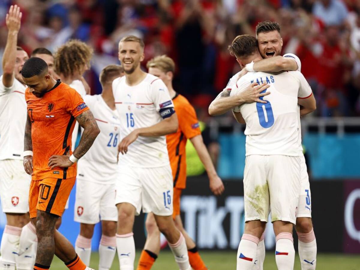 República Checa da la primera sorpresa de la Euro y elimina a Países Bajos