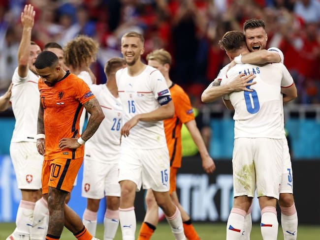 República Checa da la primera sorpresa de la Euro y elimina a Países Bajos