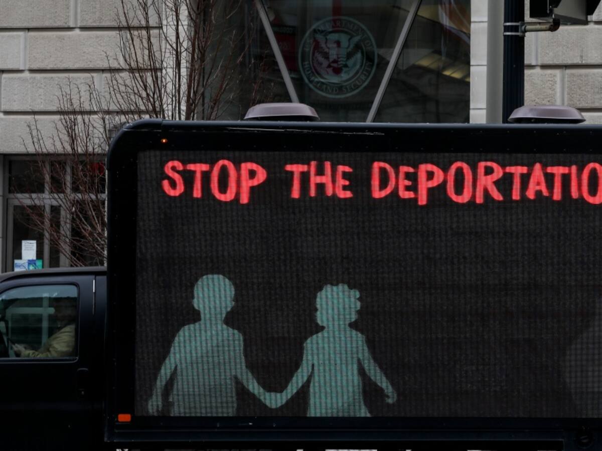 Vacunarse hoy en EE.UU. es legal: Experta sobre revocatoria de visas